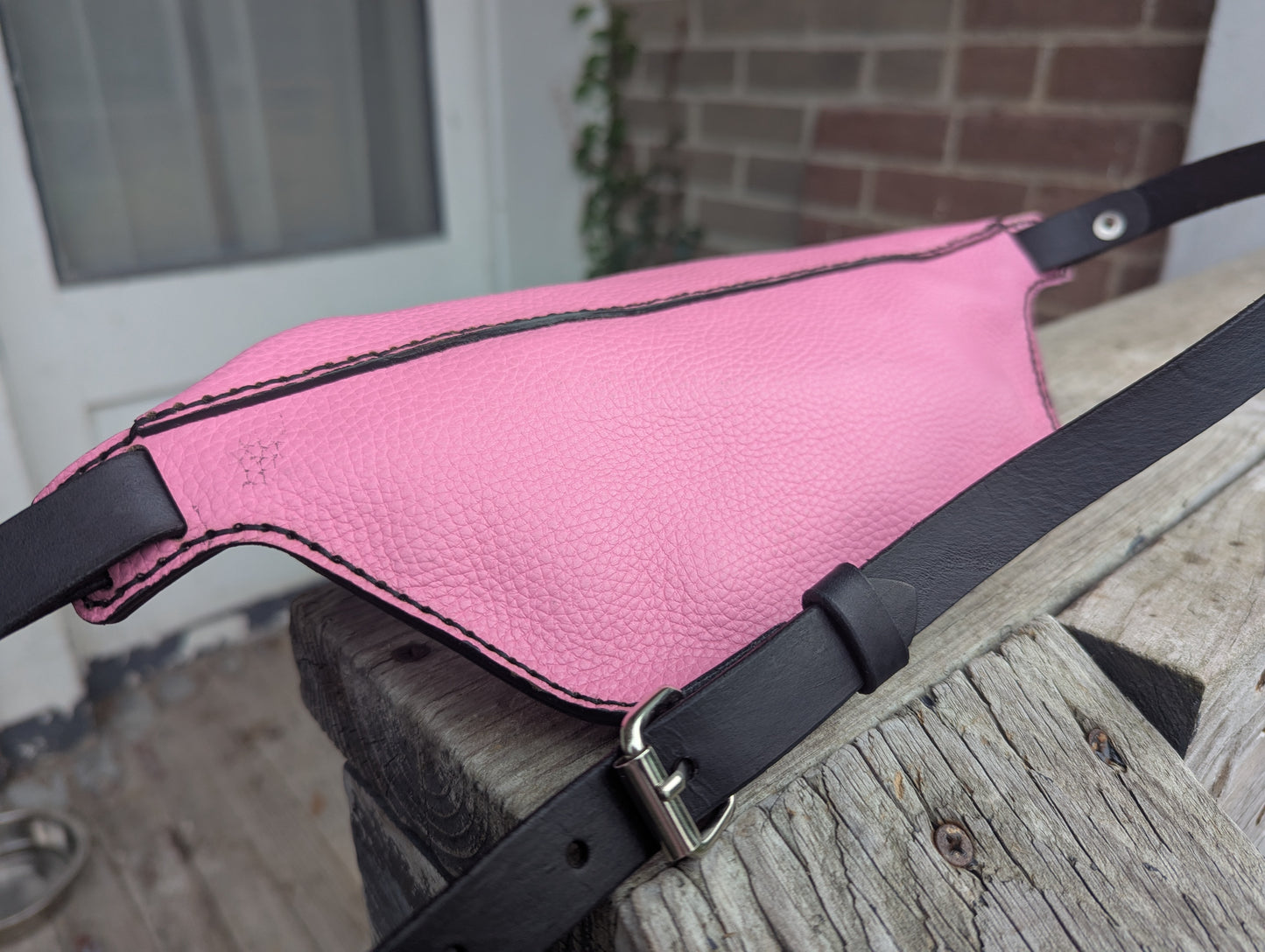 "Do it Lady" Leather Waist Bag - Fanny Pack - Pink