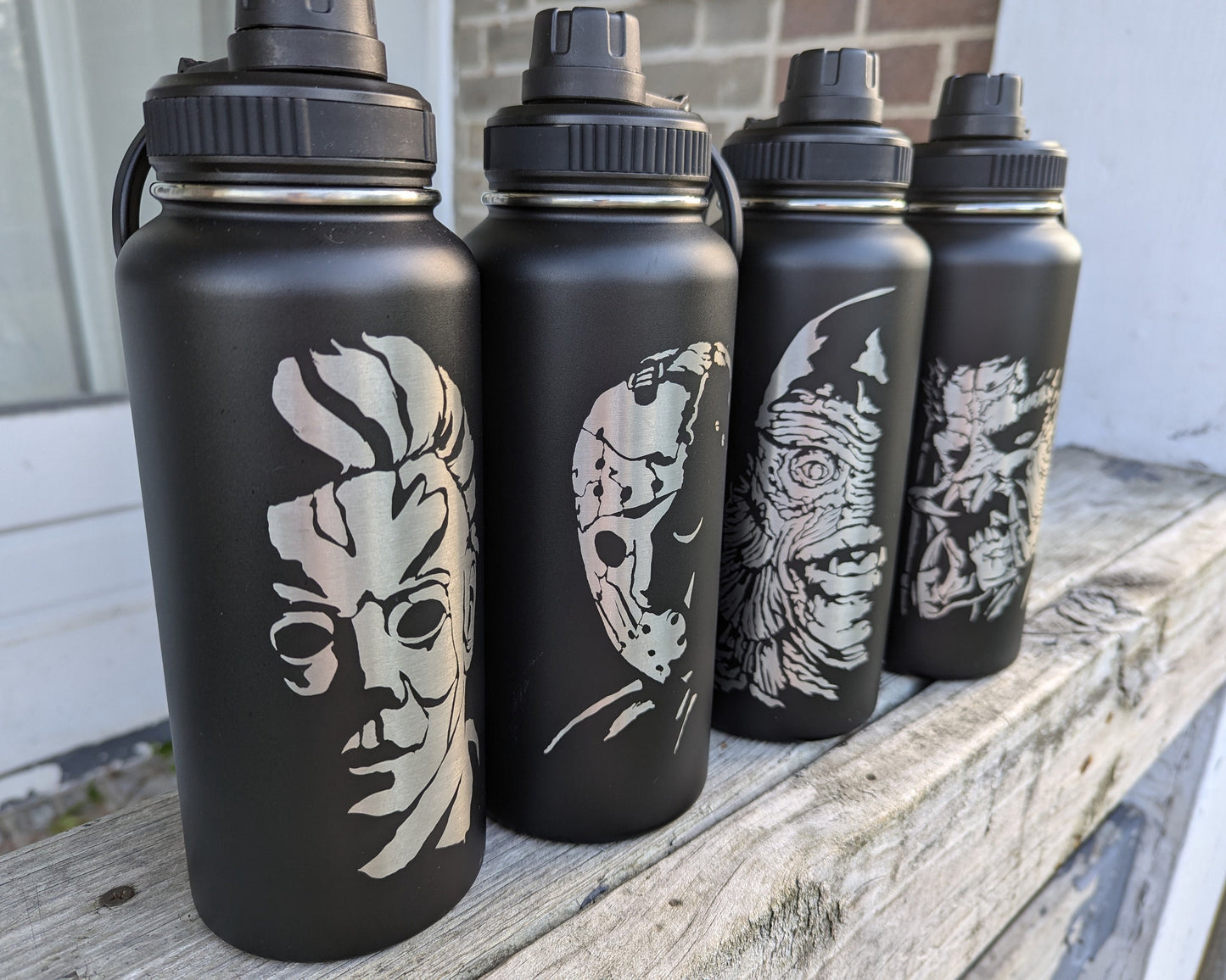 Horror Character Stainless Steel Water Bottle - Double Wall Insulated 32 oz - Michael Myers Jason Freddy Predator Creature Alien