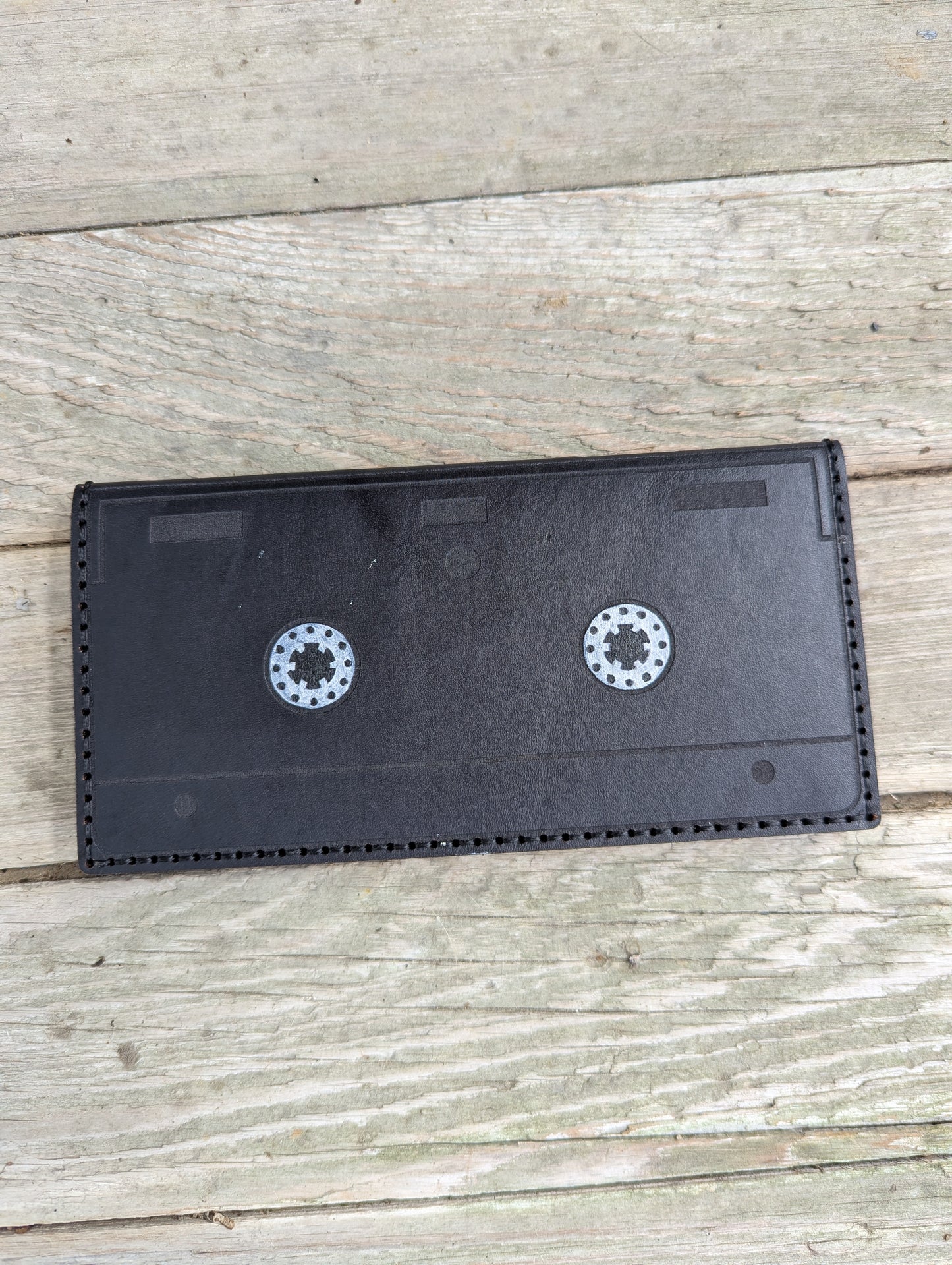 The Retro Rewind Wallet Set - VHS & Cassette Tapes