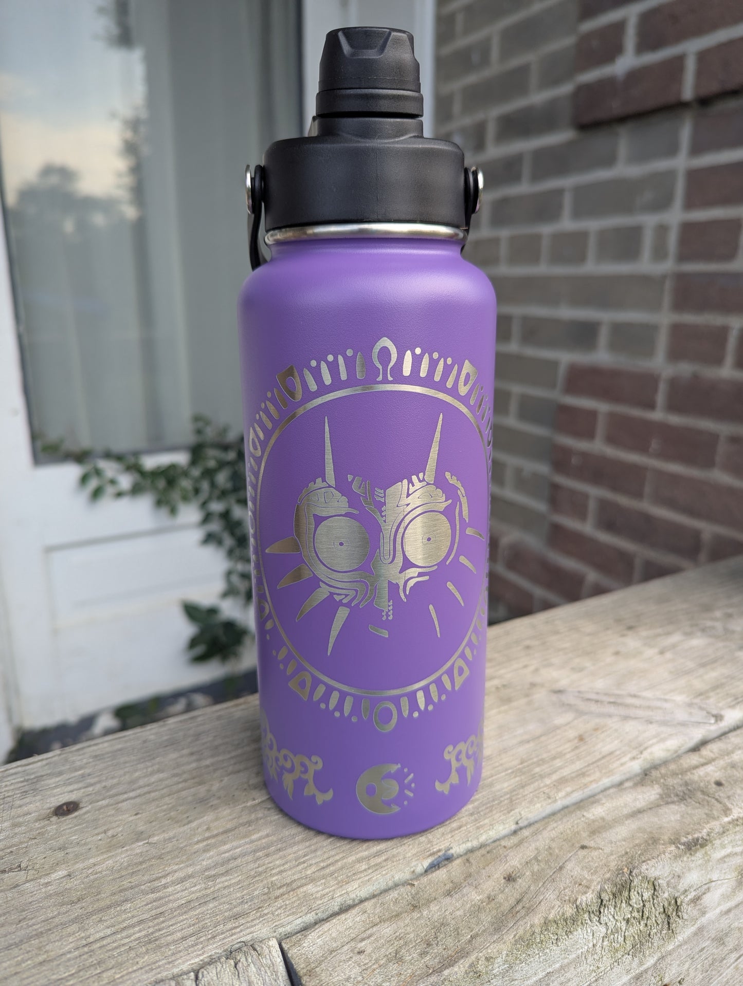 Legend of Zelda Stainless Steel Water Bottle, 32 oz, Double Wall Insulated, Personalized